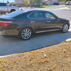 Lexus LS 460