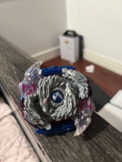 Hasbro Longinus Beyblade
