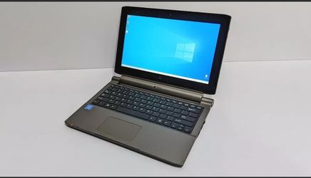 DakTech PlaidBook 2-in-1 Touchscreen