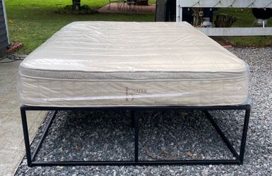 Brand new king mattress with free metal frame