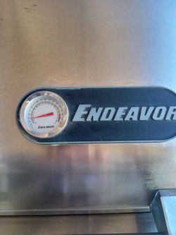 Endeavor Grill And Rosteier