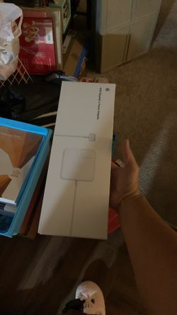 Apple Power Adapter