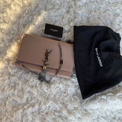 Saint Laurent Nude pink clutch with chain