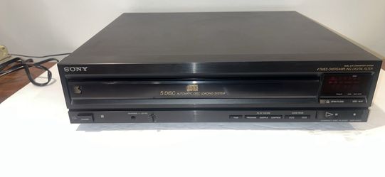 Sony CDP-C500 5 CD Player Tested and Working