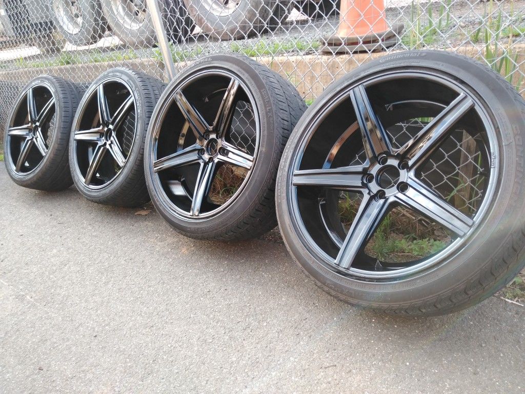 22 Niche rims staggered 5x114 fit dodge Ford toyotas Nissan infint