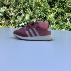 Adidas Women’s Running Sneakers Size 6 Like A New