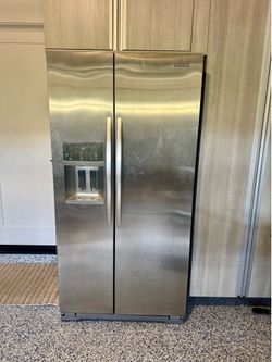 Kitchen Aid Counterdepth Refrigerator - great condition