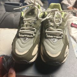 725V1 New Balance 