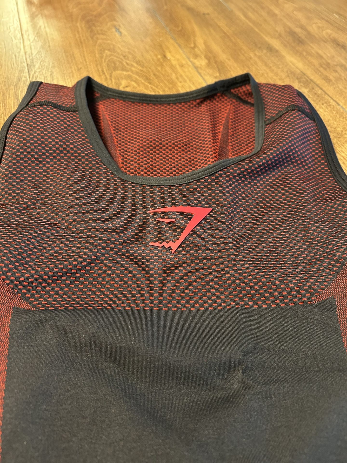 Onyx 5.0 SEAMLESS SINGLET - Black/Carmine Red - Small
