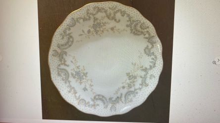Higgins Seiter Elite - Floral Design Saucer - Gold Trim