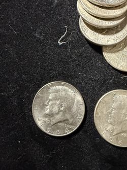 Lot Of 20 1964 Kennedy Half Dollar. 90% Silver