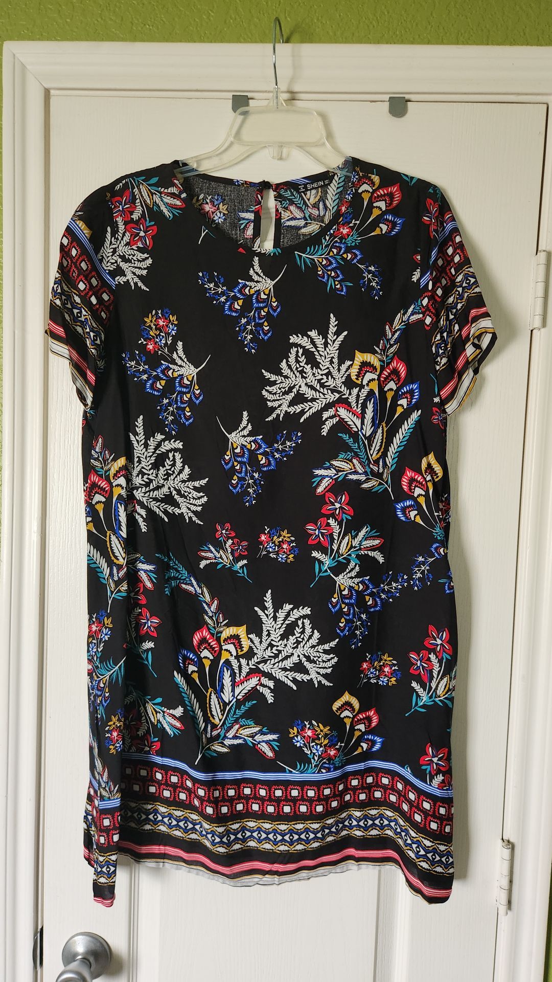 Ladies dress
