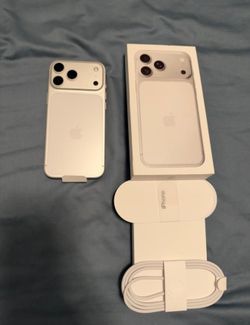 IPhone 17 Pro Max Silver Unlocked