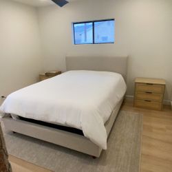 Queen Bed