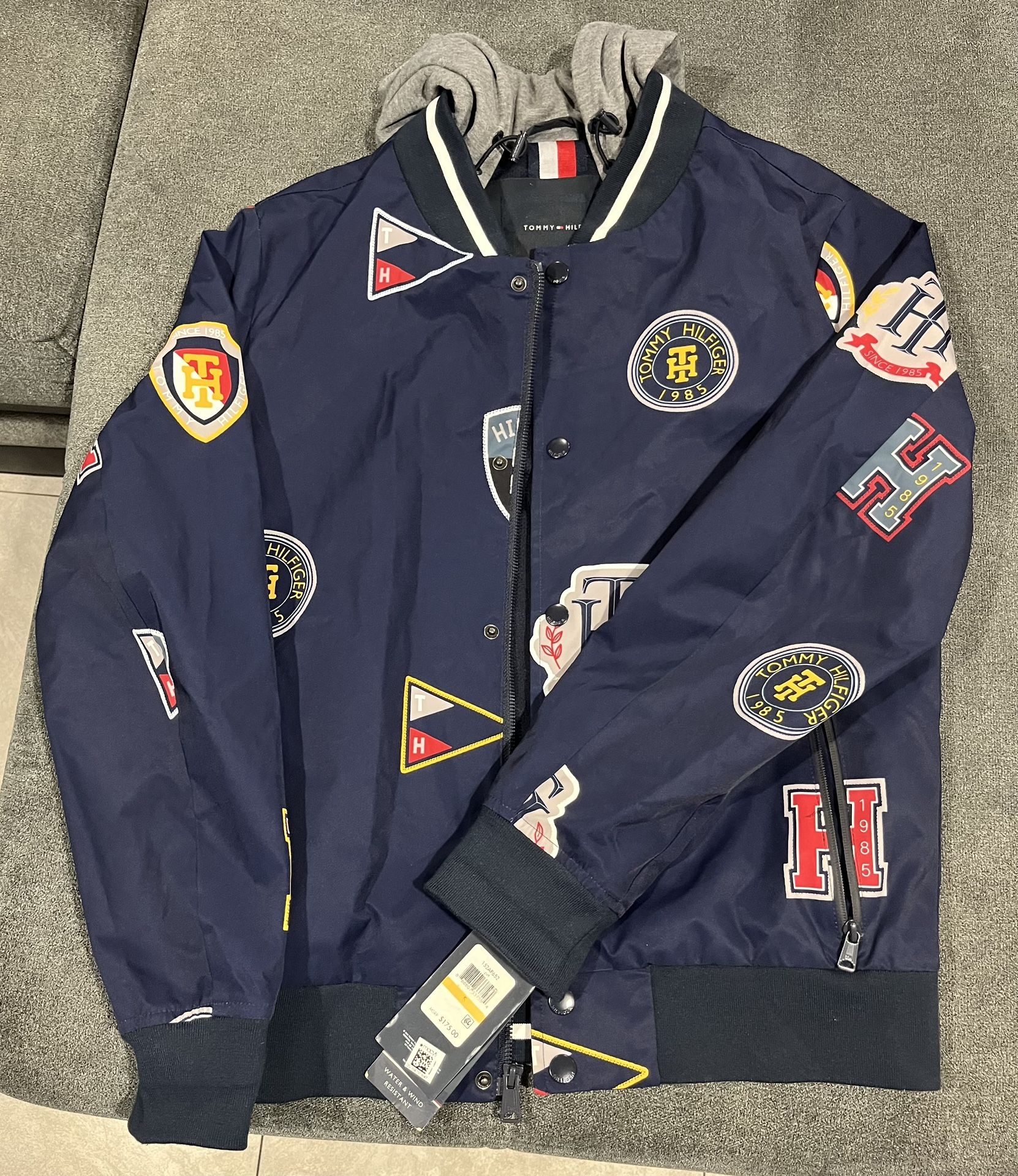Tommy Hilfiger Men's Navy All Over Graphic Jersey Hood Bomber Jacket Small