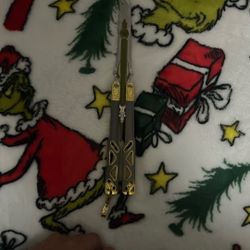 Toy Butterfly Knife From Apex Legends 