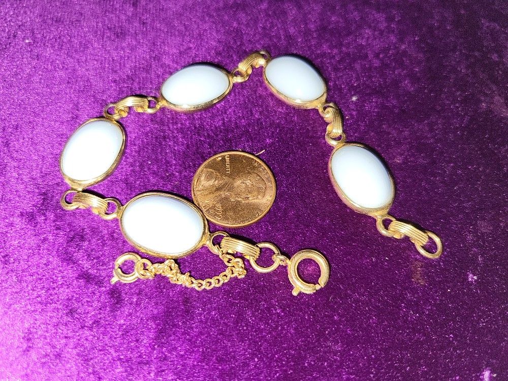 Beautiful Baby (Carolina) Blue Bracelet