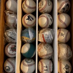 baseballs 