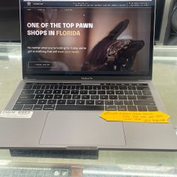 Apple MacBook Pro Laptop/Protatil Year 2019 (Nosotros Hablamos espanol) 