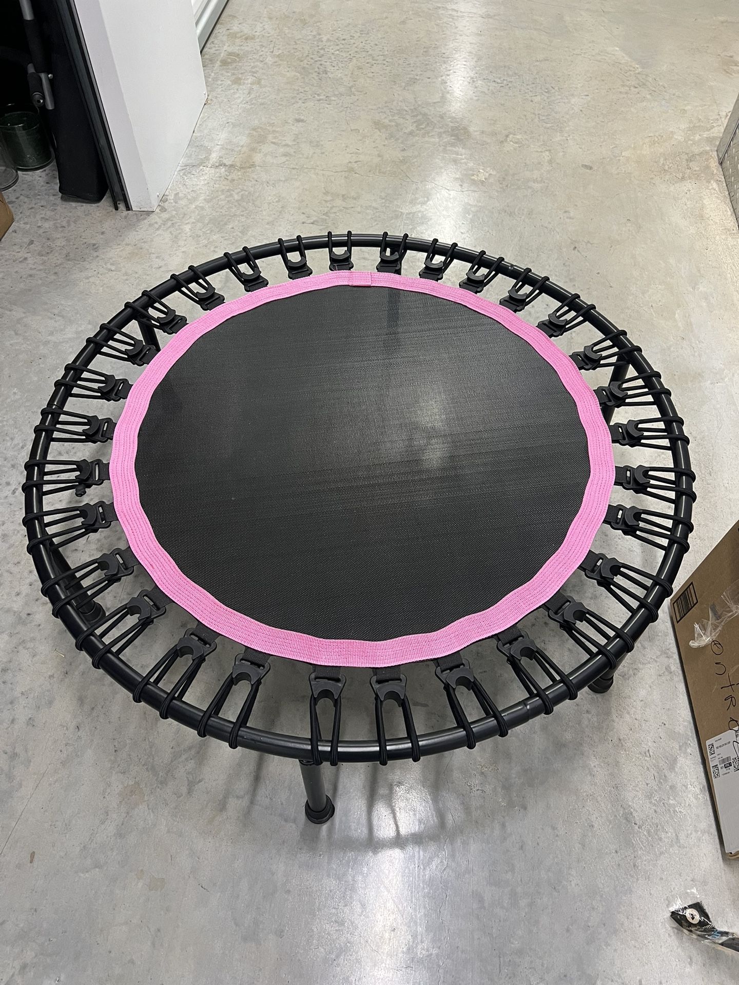 Bungee Fitness Rebounder / Mini Trampoline – Great Condition