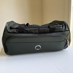 Travel Duffel Bag (18 in x 11 in x 9 in)
