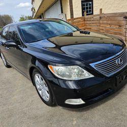 2008 Lexus LS460 