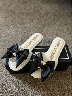 Karl Lagerfeld Flat Slide