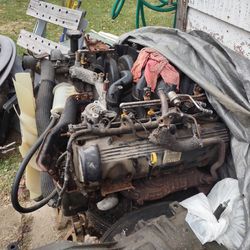 Available Ford 5.4 Motor.