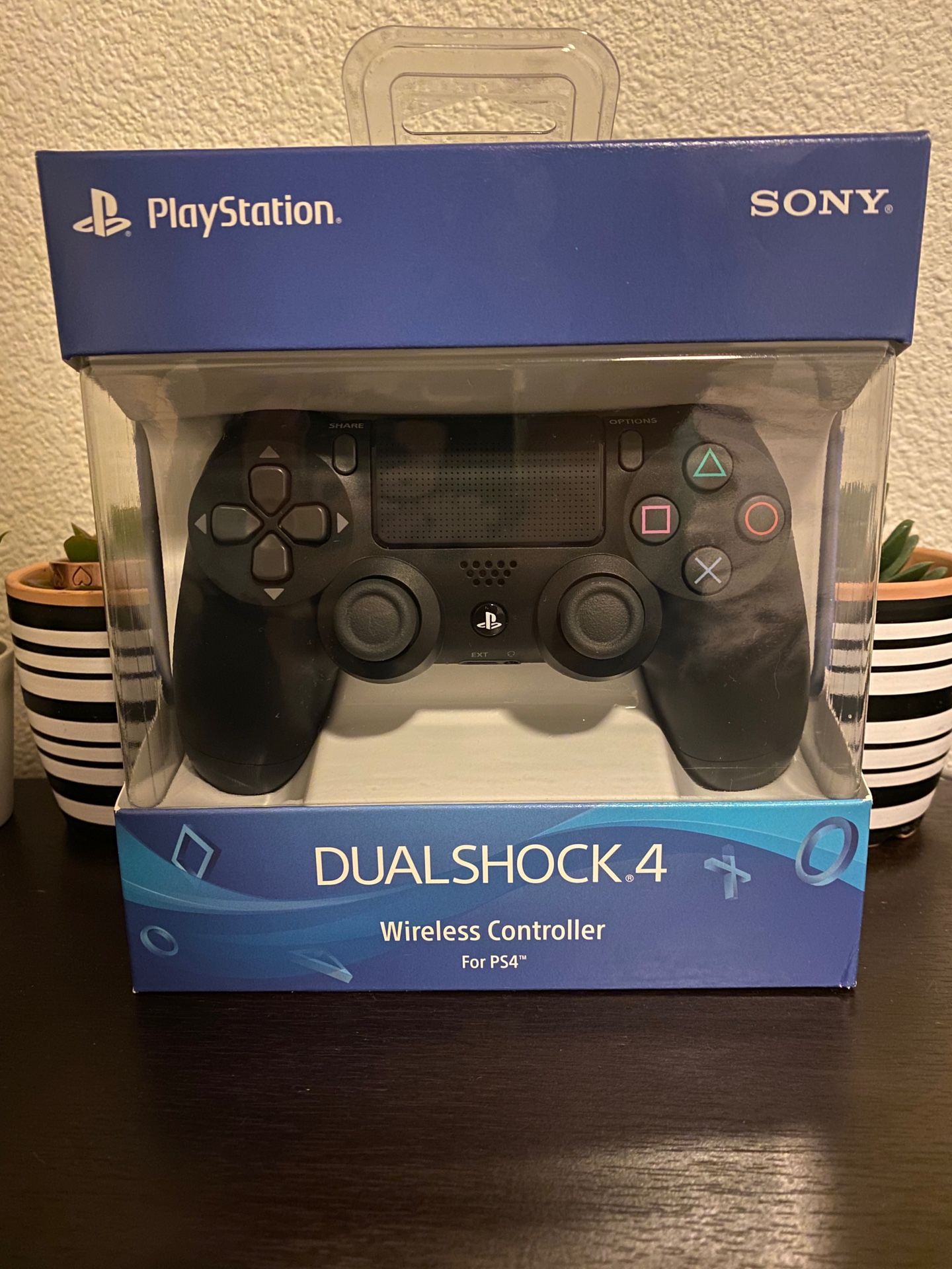 DualShock 4/ PlayStation 4 controller