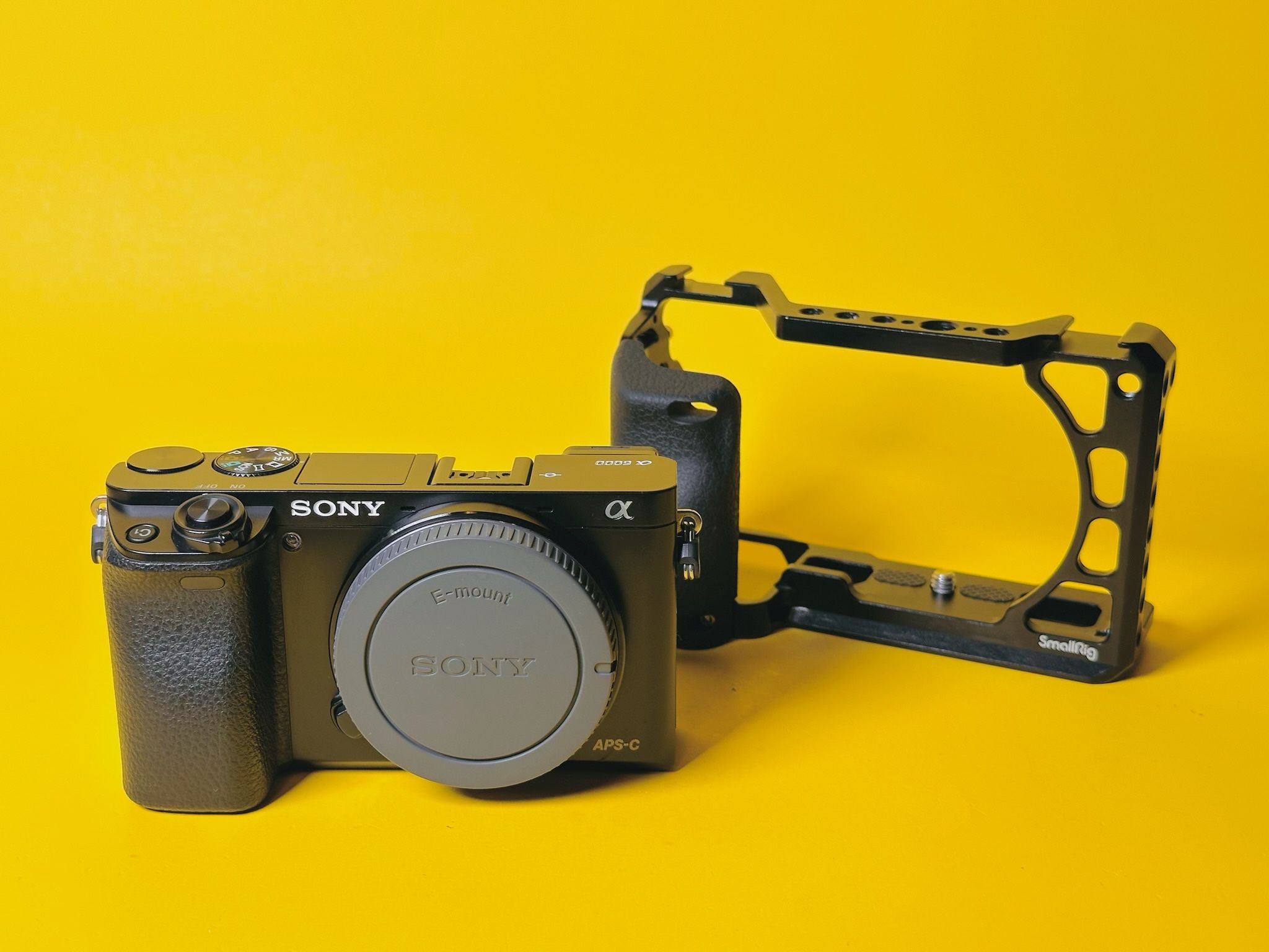 Sony A6000 - Body Only