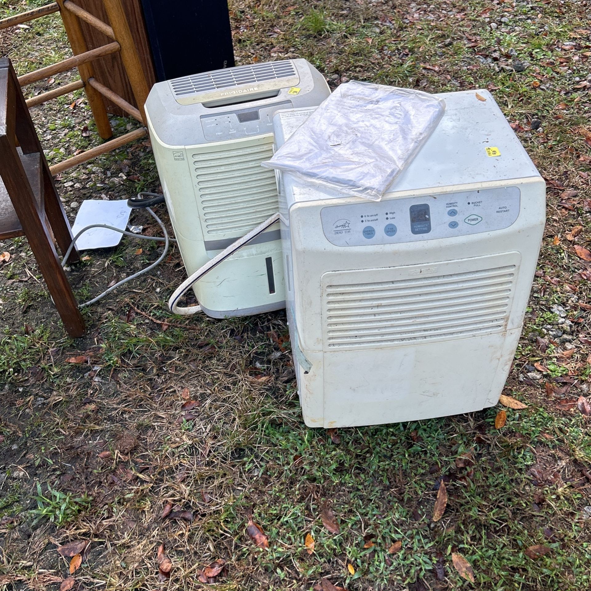 Dehumidifier 