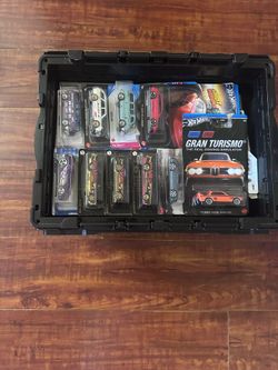Hot wheel collection mainlines
