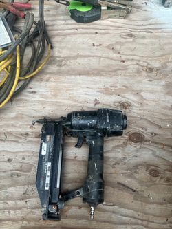 Nail gun