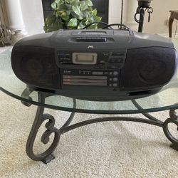 C D  Player And More 