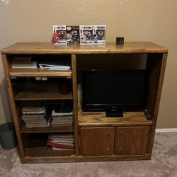 Entertainment center