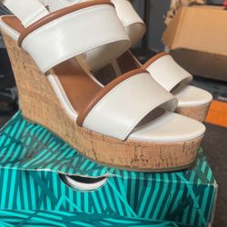 Tommy Hilfiger Size 7 