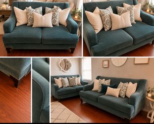 Elegant Teal Velvet Sofa & Loveseat Set – Soft Glam Style