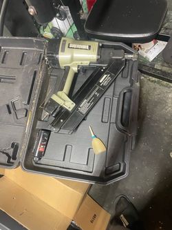 Nail gun