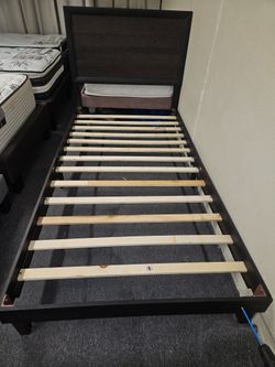 Brand new brown wooden twin XL platform bedframe (38"x80")