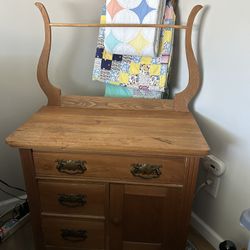 Antique Victorian Dry Wash Cabinet
