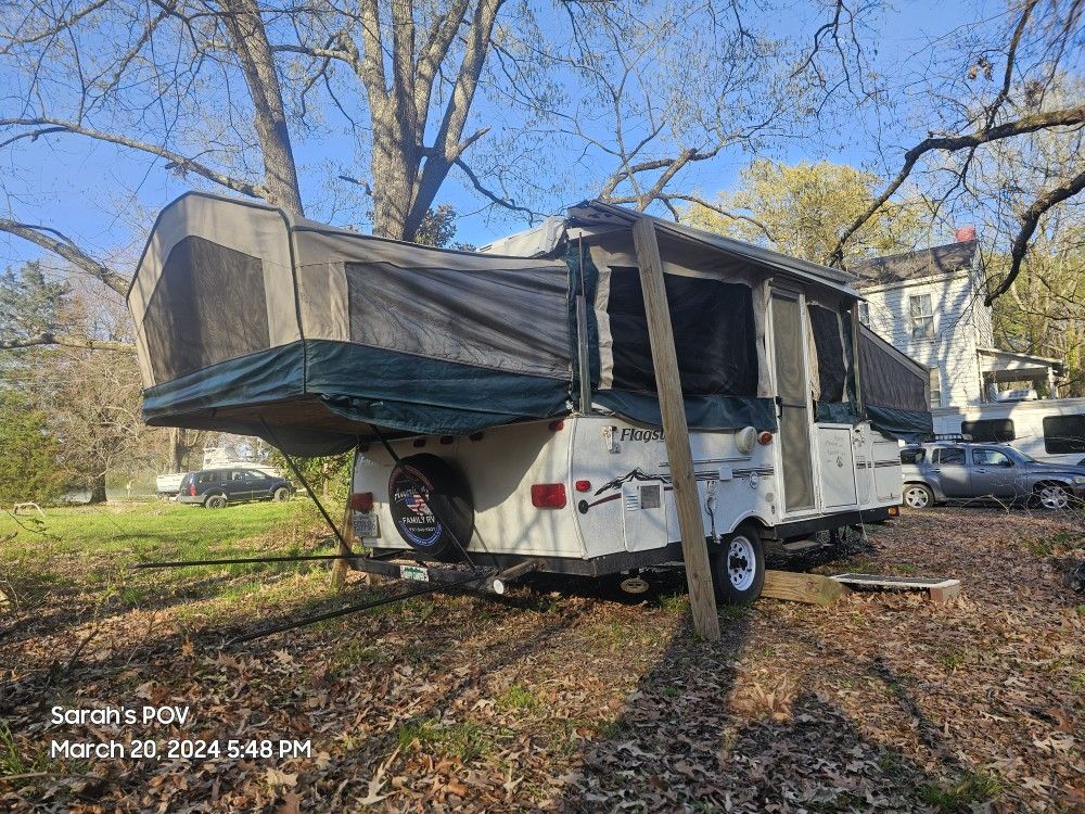 2006 Pop Up Camper 