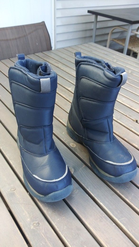 Lands’ End kids’ snow boots - $20