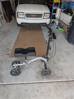Knee Scooter