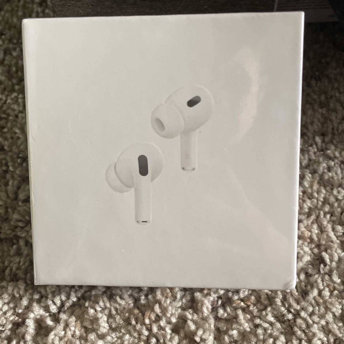 Apple AirPod 2nd Generation With Charging Case