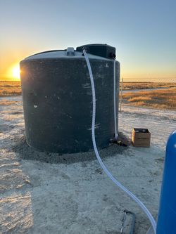 2,550 gallon water tank sale