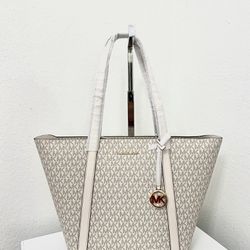 Michael Kors Pratt Large Signature Logo Tote Bag