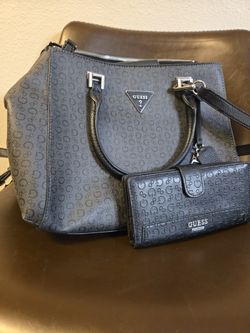 Guess Purse & Matching Wallet