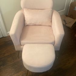 Chair & Footrest 