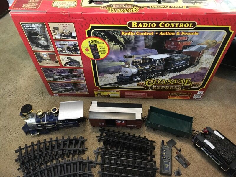 Coastal Express radio control 33 piece set for Sale in Glocester