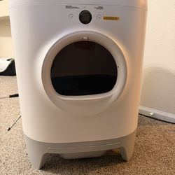 Automatic Cat Litter Box